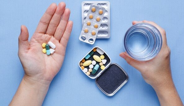 taking pills for toenail fungus